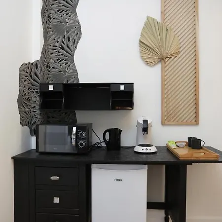 Demeure Urbaine Homestay